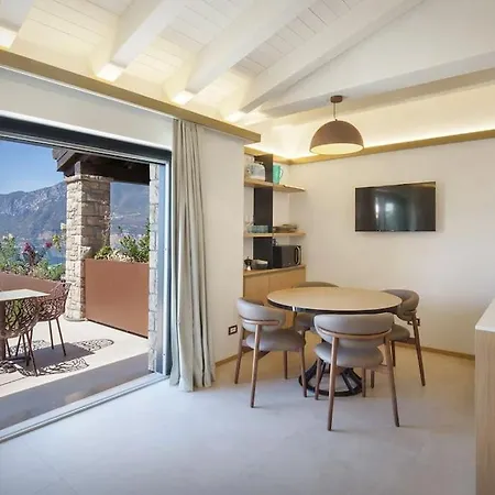 Apartment Divina-apt Armonia-con Piscina E Vista